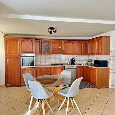Meringa Apartman