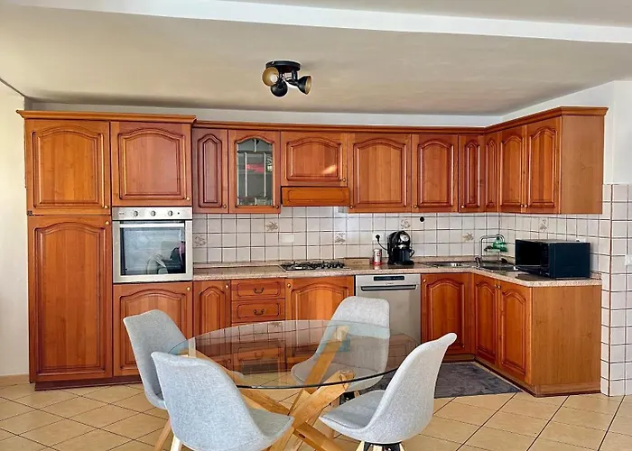 Meringa Apartman